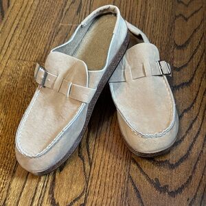 Beige Sz 41(9-9.5)Women's Mules with Silver Accent